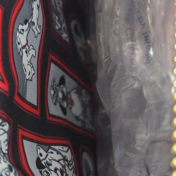 Loungefly 101 Dalmatians Pongo Freckles Mini Backpack NWT Exclusive - Picture 6 of 7